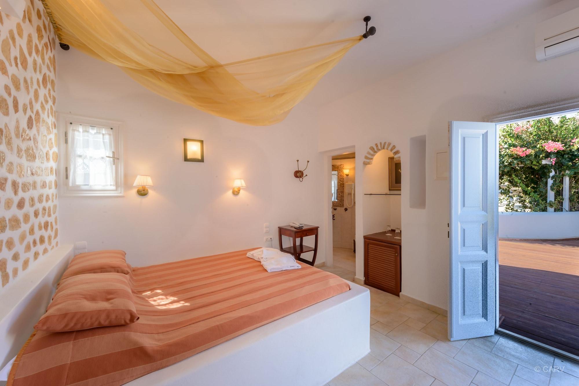Chora Resort Hotel & Spa Folegandros Town Exterior foto