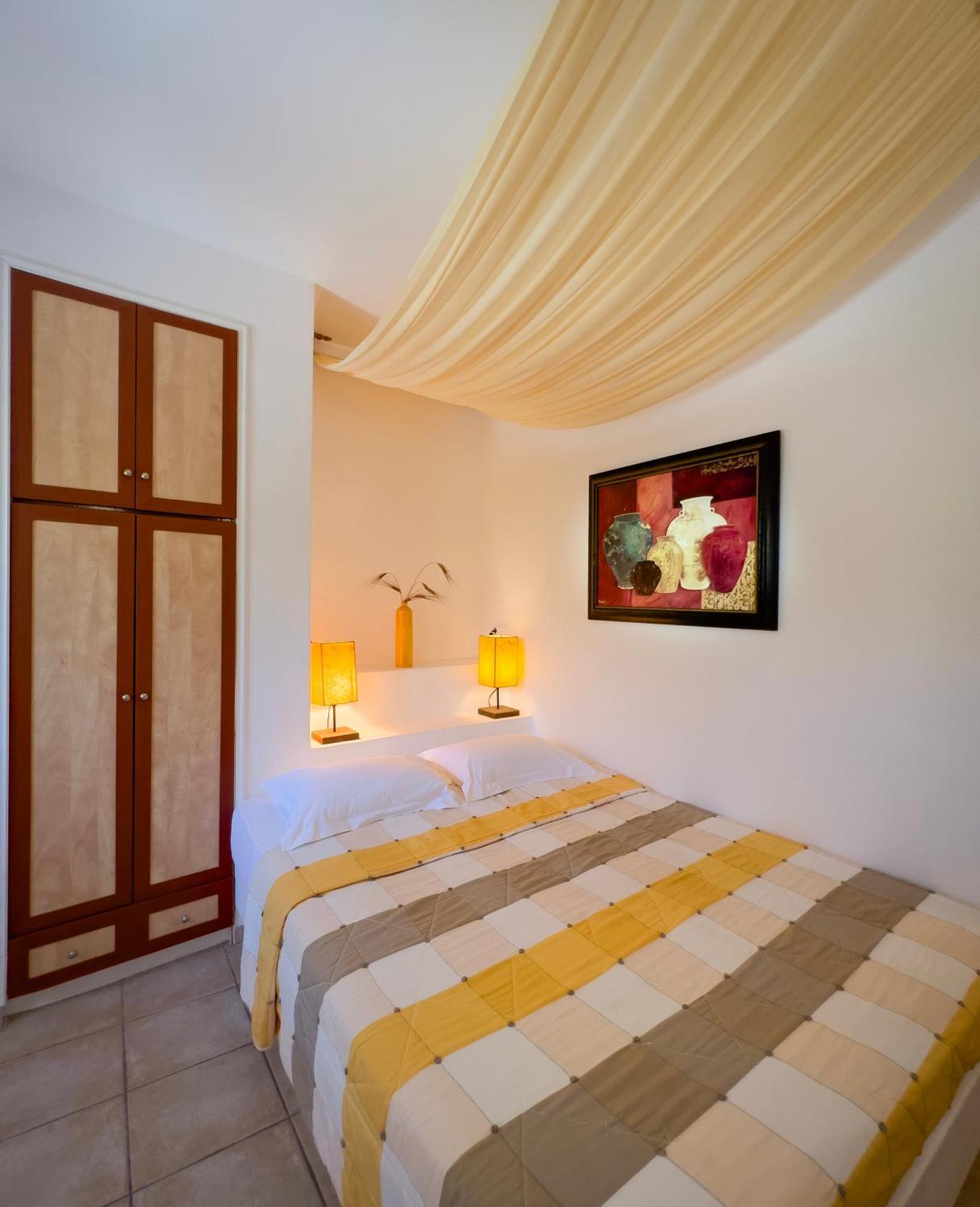 Chora Resort Hotel & Spa Folegandros Town Exterior foto
