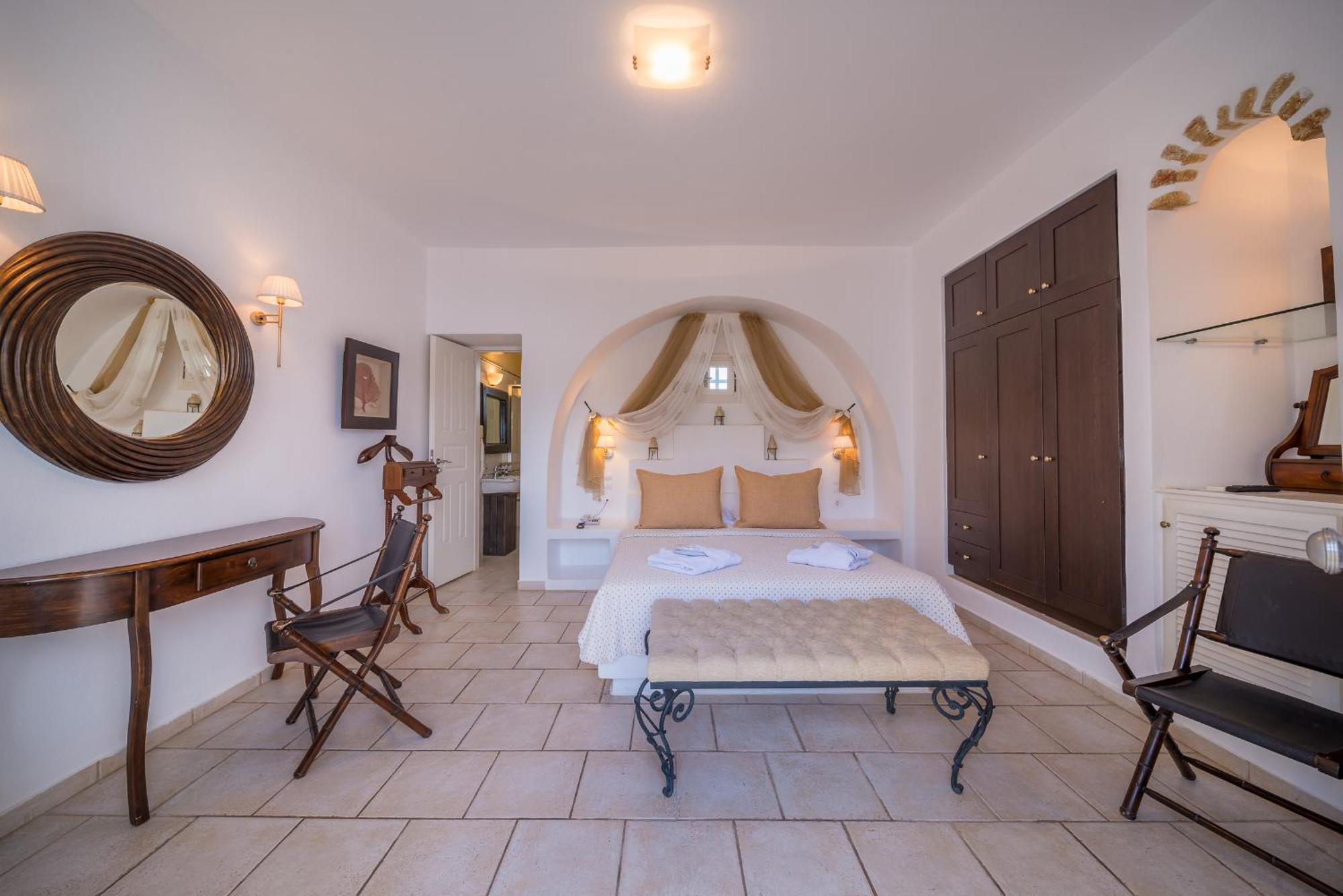 Chora Resort Hotel & Spa Folegandros Town Exterior foto