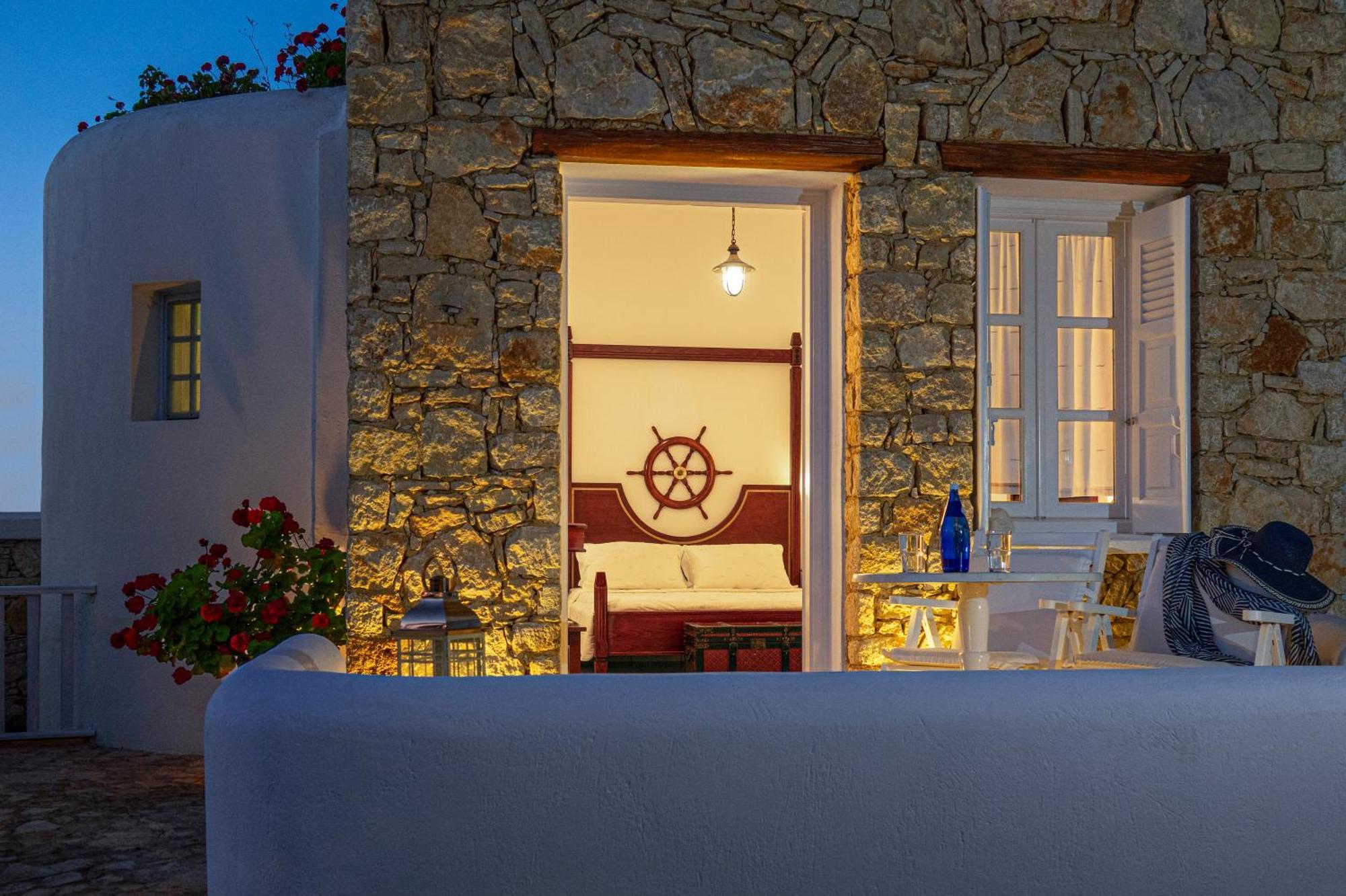 Chora Resort Hotel & Spa Folegandros Town Exterior foto